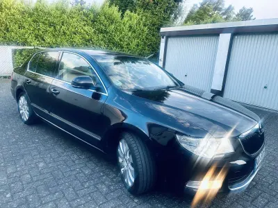 Gebraucht Skoda Superb Elegance 170 PS (125 kW) 2009 Schwarz Limousine