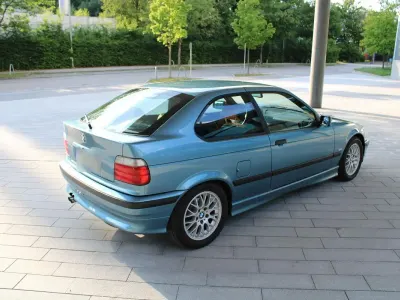 Gebraucht BMW 323 Sport Line 170 PS (125 kW) 1998 Blau Limousine