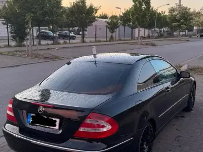 Usata Mercedes CLK240 Avantgarde 170 CV (125 kW) 2002 Nero Coupé