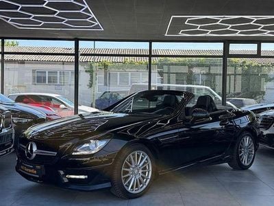 Second-hand Mercedes SLK200 AMG line 184 CP (135 kW) 2012 Negru Cabrio