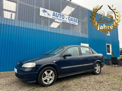 Gebraucht Opel Astra Comfort 101 PS (74 kW) 1999 Blau Limousine