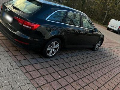 Gebraucht Audi A4 190 PS (139 kW) 2017 Schwarz Kombi
