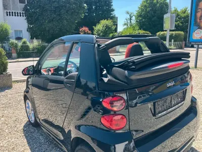 Gebraucht Smart ForTwo Cabrio 84 PS (61 kW) 2012 Schwarz Cabrio