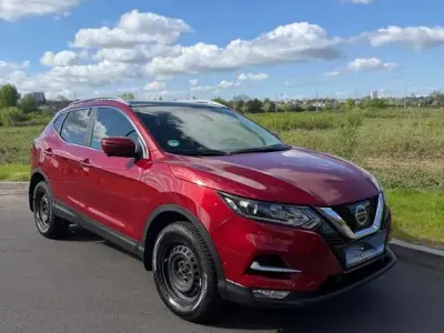 Gebraucht Nissan Qashqai N-Connecta 116 PS (85 kW) 2018 Rot SUV