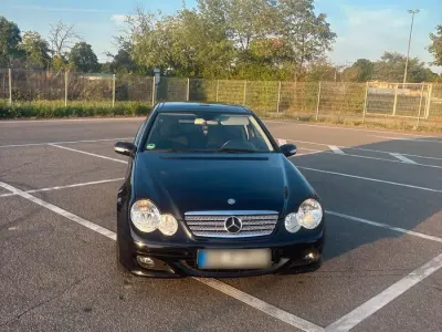 Gebraucht Mercedes C200 163 PS (119 kW) 2006 Schwarz Coupé