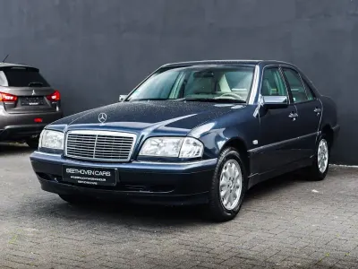 Używany Mercedes C280 Elegance 197 KM (144 kW) 1997 Niebieski Sedan/Limuzyna
