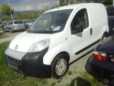 Gebraucht Fiat Fiorino 80 PS (58 kW) 2010 Weiß Van / Kleinbus