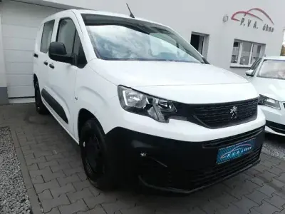 Gebraucht Peugeot Partner Premium 110 PS (80 kW) 2022 Andere Van / Kleinbus