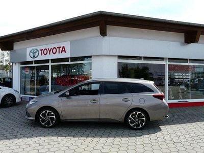 Toyota Auris Touring Sports