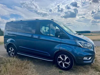 Gebraucht Ford Tourneo Active 185 PS (136 kW) 2022 Blau Van / Kleinbus