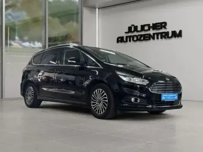 Gebraucht Ford S-MAX Titanium 190 PS (139 kW) 2018 Shadow black Van / Kleinbus