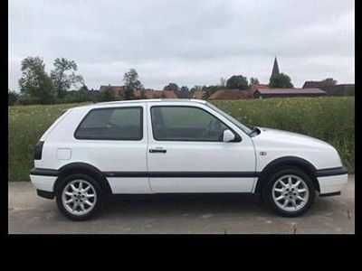 Second-hand VW Golf GTI 116 CP (85 kW) 1996 Alb Coupe