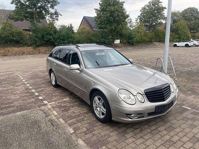 Mercedes E320