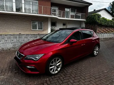 Gebraucht Seat Leon FR 150 PS (110 kW) 2017 Rot Limousine
