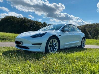 gebraucht Tesla Model 3 SR+ mit Anhängerkupplung