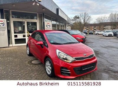 Rot Gebraucht 2016 Kia Rio | 6.900 € (Fairer Preis)