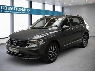Usata VW Tiguan Life 150 CV (110 kW) 2024 Grigio SUV