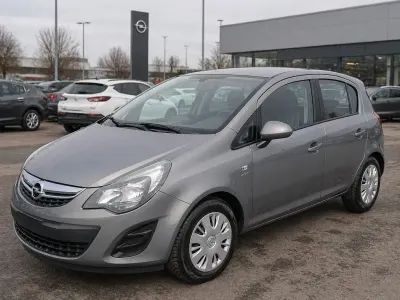 Usata Opel Corsa Edition 87 CV (63 kW) 2015 Utilitaria
