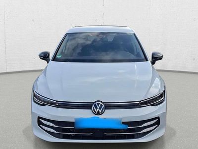 Używany VW Golf VIII Goal 116 KM (85 kW) 2024 Biały Hatchback