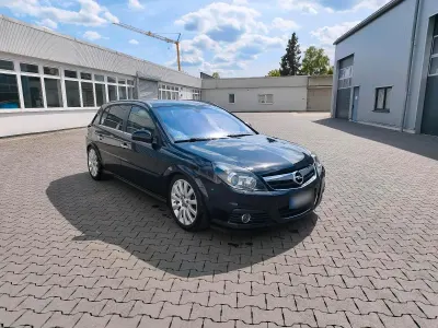 Brugt Opel Signum Cosmo 150 HK (110 kW) 2008 Sort Hatchback