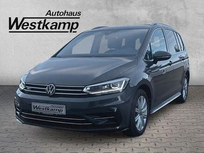 Gebraucht VW Touran Highline 150 PS (110 kW) 2024 Delfingrau metallic Van / Kleinbus