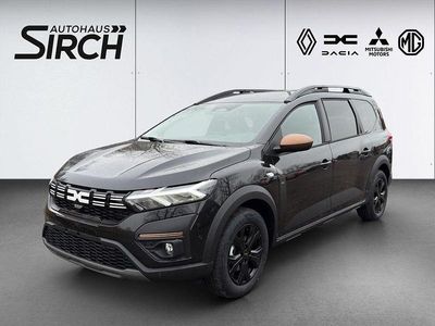 Perlmuttschwarz Gebraucht 2025 Dacia Jogger Extreme Van / Kleinbus | 27.250 € (Etwas zu teuer)