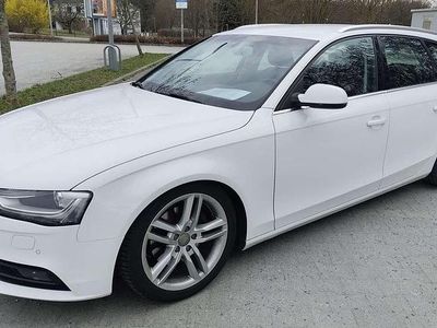 Gebraucht Audi A4 Sport 177 PS (130 kW) 2013 Weiß Kombi