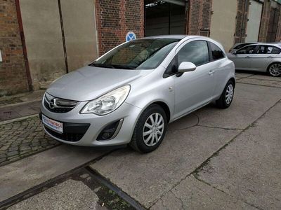 Silber Gebraucht 2011 Opel Corsa Limousine | 3.990 € (Fairer Preis)