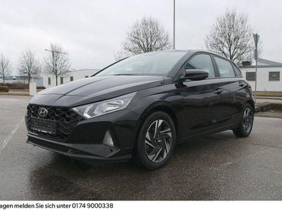 Gebraucht Hyundai i20 Trend 101 PS (74 kW) 2023 Schwarz Kleinwagen