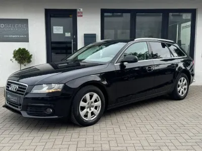 Gebraucht Audi A4 Ambiente 160 PS (117 kW) 2010 Schwarz Limousine