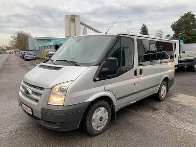 Gebraucht Ford Tourneo 140 PS (102 kW) 2012 Silber Van / Kleinbus