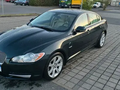 Gebraucht Jaguar XF Luxury 241 PS (177 kW) 2010 Grün Limousine