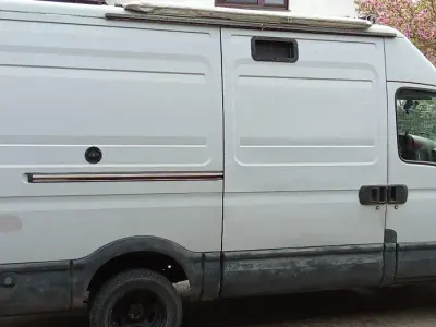Gebraucht Iveco Daily 109 PS (80 kW) 2001 Grau Van