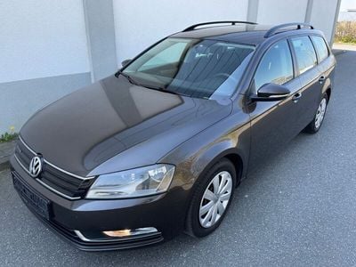 Gebraucht VW Passat Trendline 105 PS (77 kW) 2012 Braun Kombi