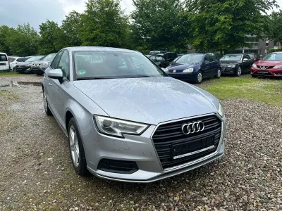 Gebraucht Audi A3 Sport 116 PS (85 kW) 2017 Silber Limousine