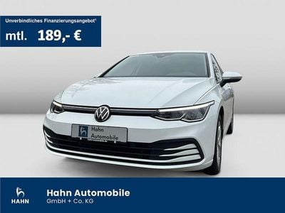 Gebraucht VW Golf VIII Life 131 PS (96 kW) 2022 Weiß Limousine