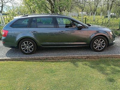 Second-hand Skoda Octavia 105 CP (77 kW) 2015 Gri Hatchback