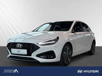 Neu Hyundai i30 Advantage 115 PS (84 kW) 2025 Atlas white Limousine