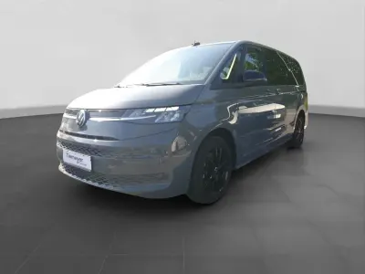 Gebraucht VW Multivan Life 150 PS (110 kW) 2024 Grau Van / Kleinbus
