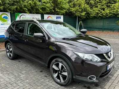 Gebraucht Nissan Qashqai N-Connecta 116 PS (85 kW) 2017 Violet SUV