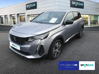 Gebraucht Peugeot 3008 Allure 136 PS (100 kW) 2024 Grau SUV