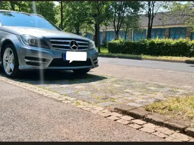 Gebraucht Mercedes 350 265 PS (194 kW) 2012 Schwarz Limousine