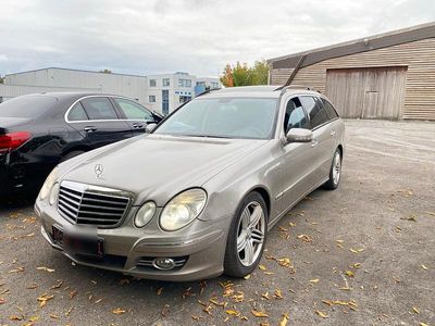 Mercedes E280