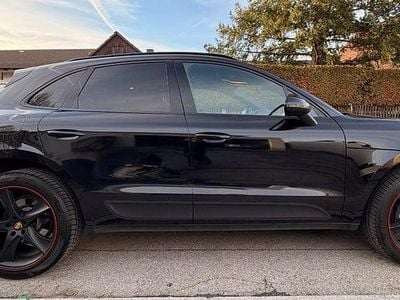 Gebraucht Porsche Macan 252 PS (185 kW) 2018 Schwarz SUV