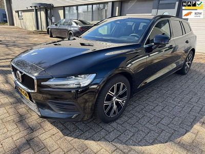 Gebraucht Volvo V60 Core 197 PS (144 kW) 2023 Schwarz Kombi