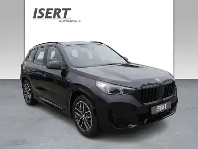 Gebraucht BMW X1 M Sport 163 PS (119 kW) 2024 Schwarz SUV