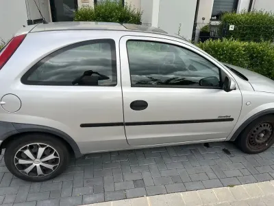 Occasion Opel Corsa 90 ch (66 kW) 2001 Argent Citadine