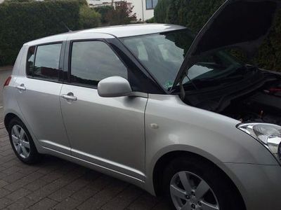 Gebraucht Suzuki Swift Comfort 94 PS (69 kW) 2010 Silber Kleinwagen