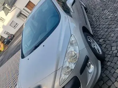 Gebraucht Peugeot 308 Tendance 95 PS (69 kW) 2008 Grau Limousine