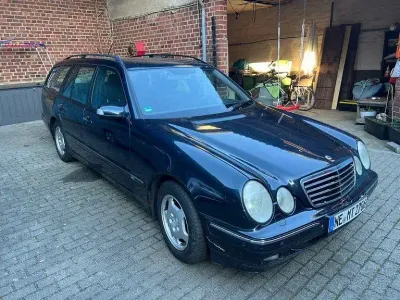 Brugt Mercedes E220 Avantgarde 143 HK (105 kW) 2002 Sort Stationcar